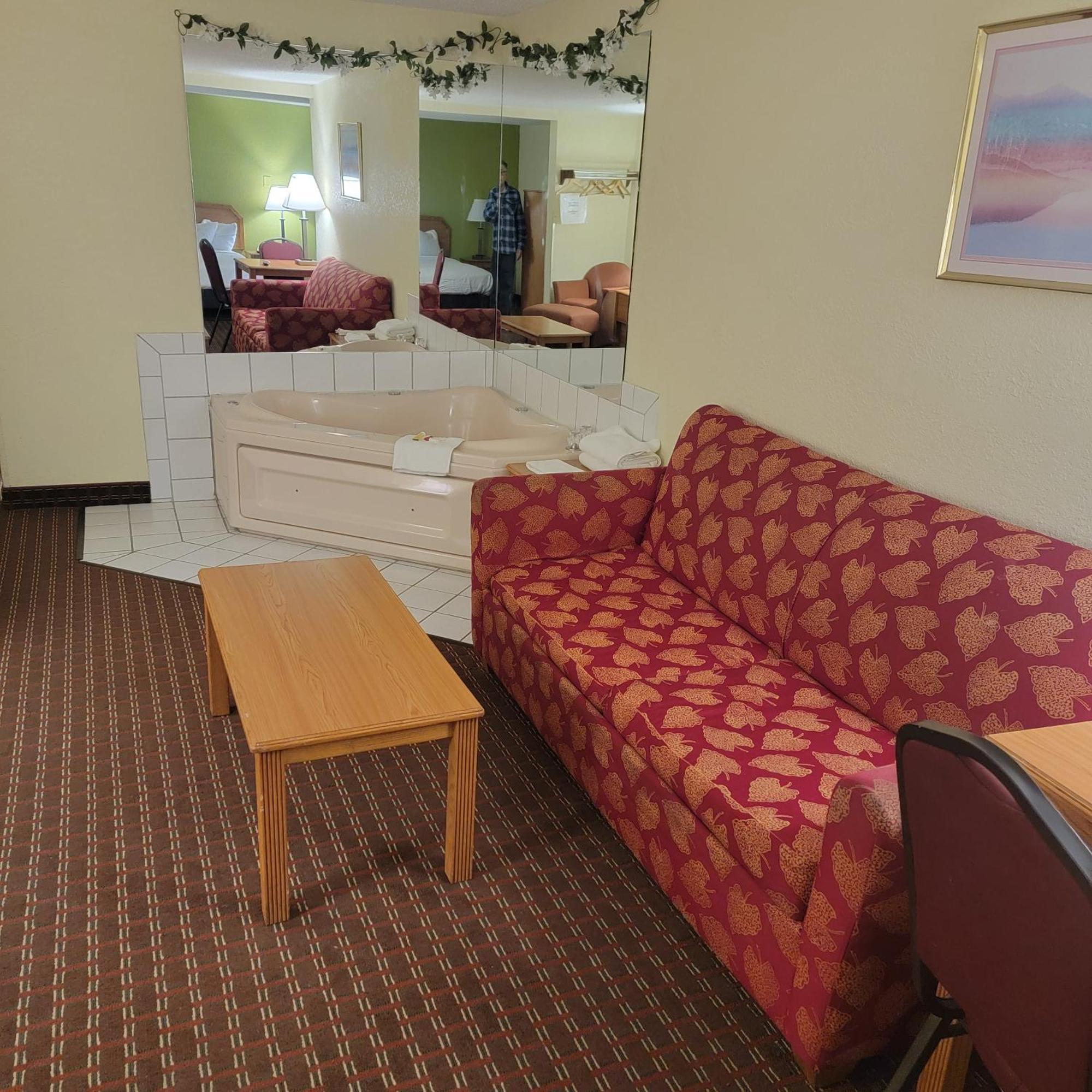 Days Inn By Wyndham Fort Dodge Eksteriør billede