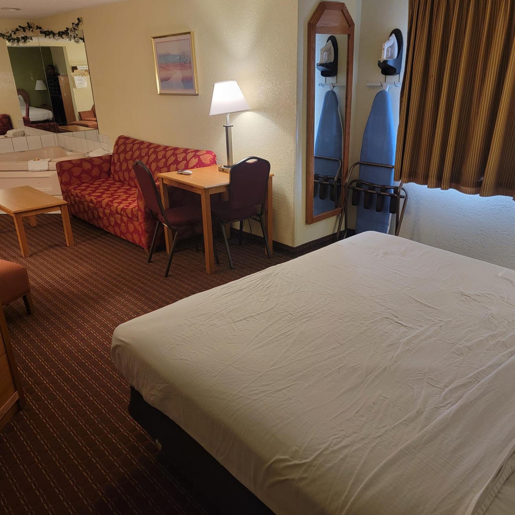 Days Inn By Wyndham Fort Dodge Eksteriør billede