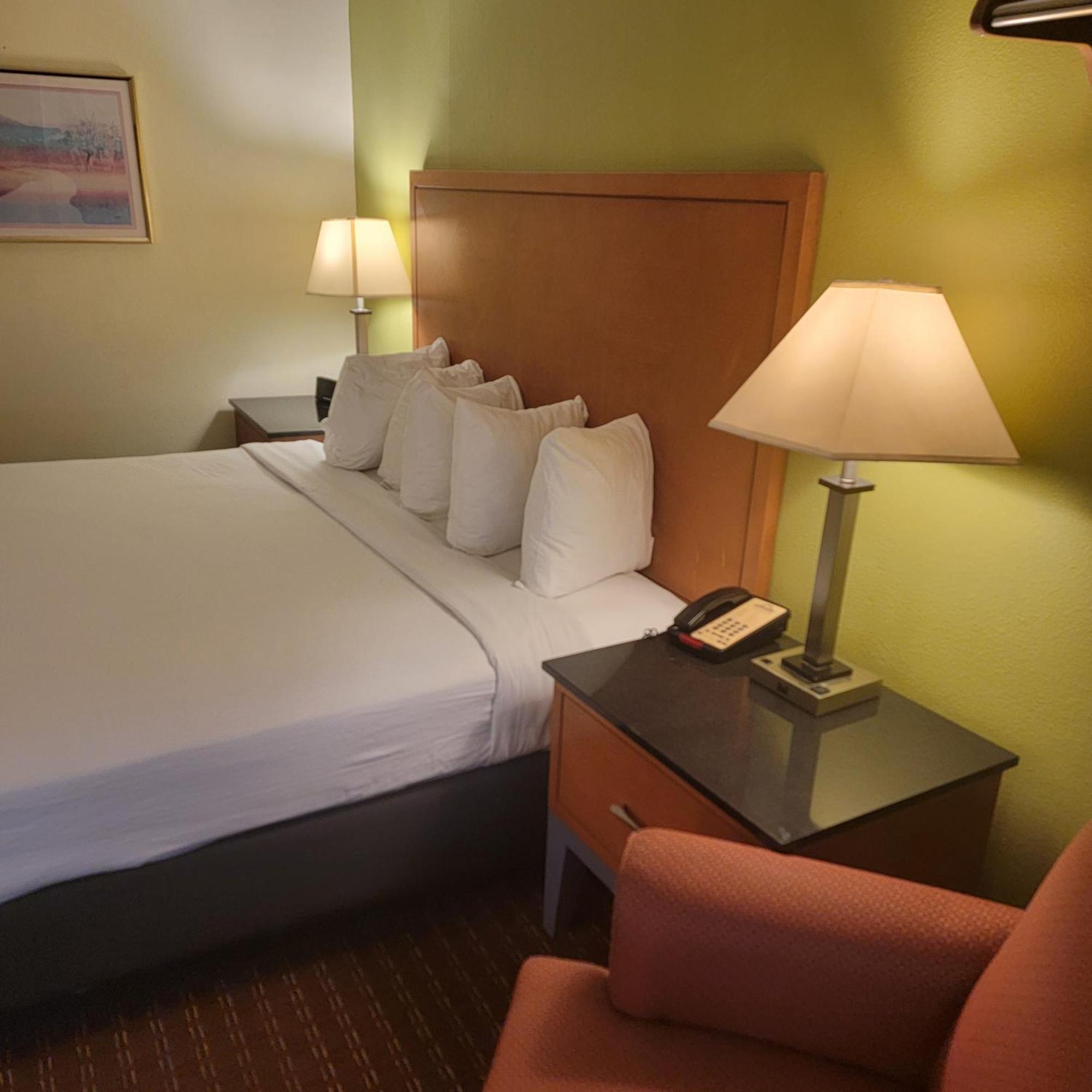 Days Inn By Wyndham Fort Dodge Eksteriør billede