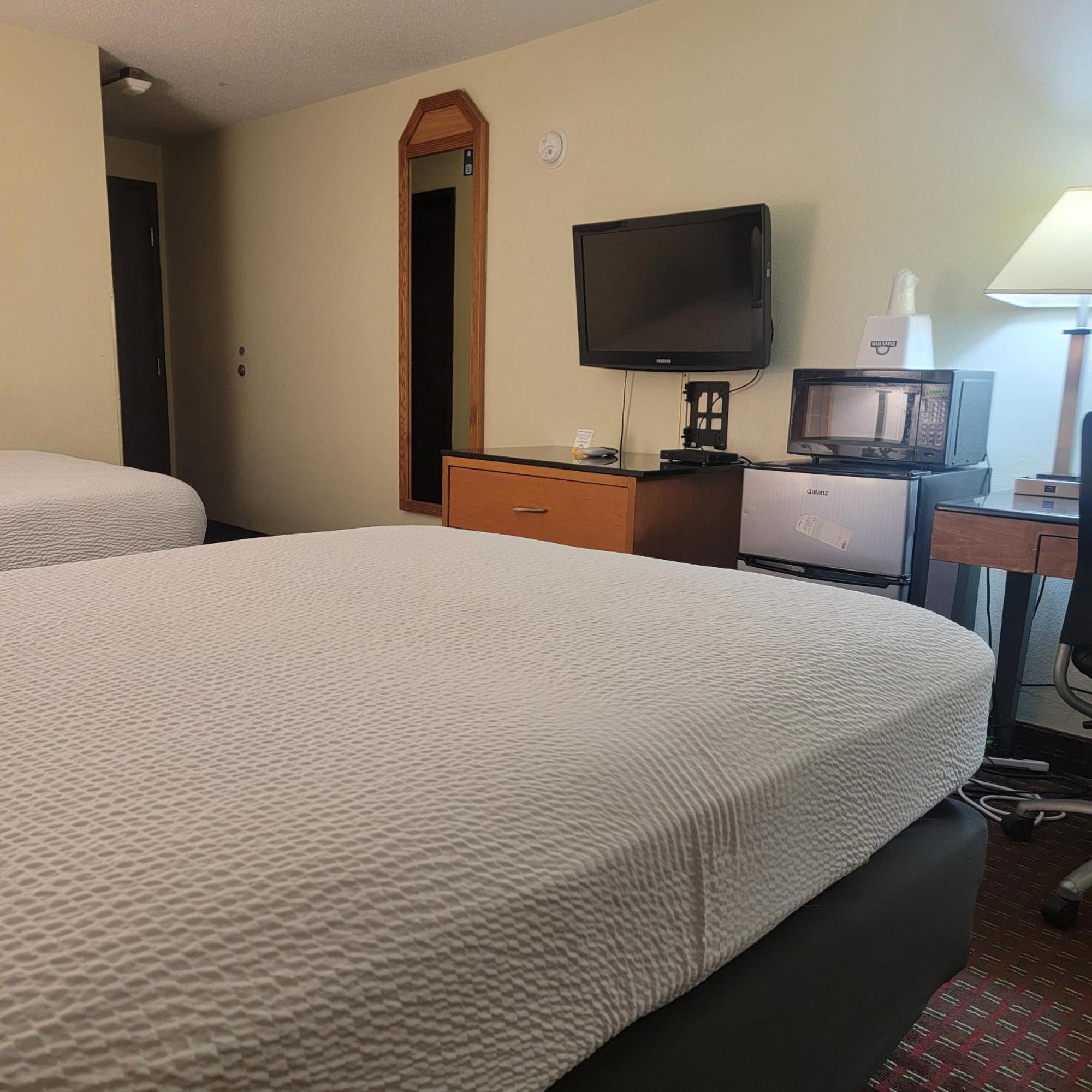 Days Inn By Wyndham Fort Dodge Eksteriør billede