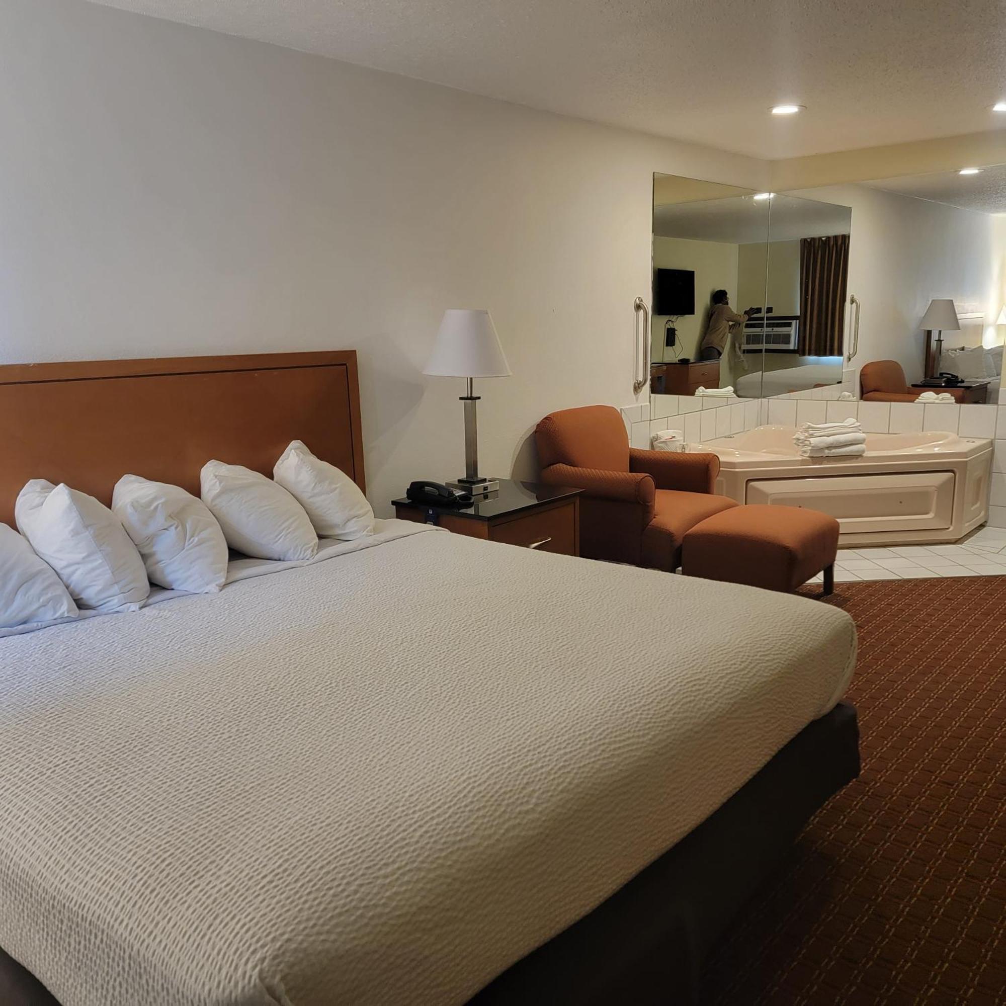 Days Inn By Wyndham Fort Dodge Eksteriør billede